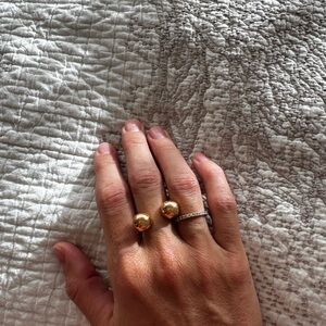 Elegant 14k Gold Women's Ring Set